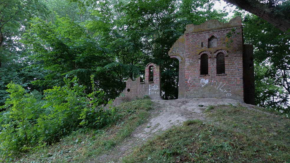 Ruine, Hochdorfer Garten,
